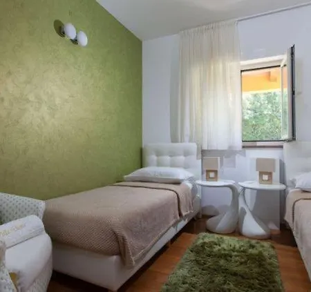 Sleeps 10 Pool Air Con 빌라 *